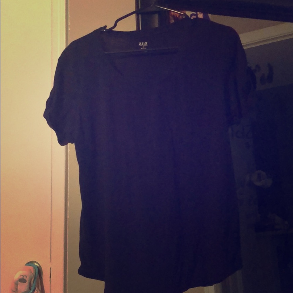 Black shirt